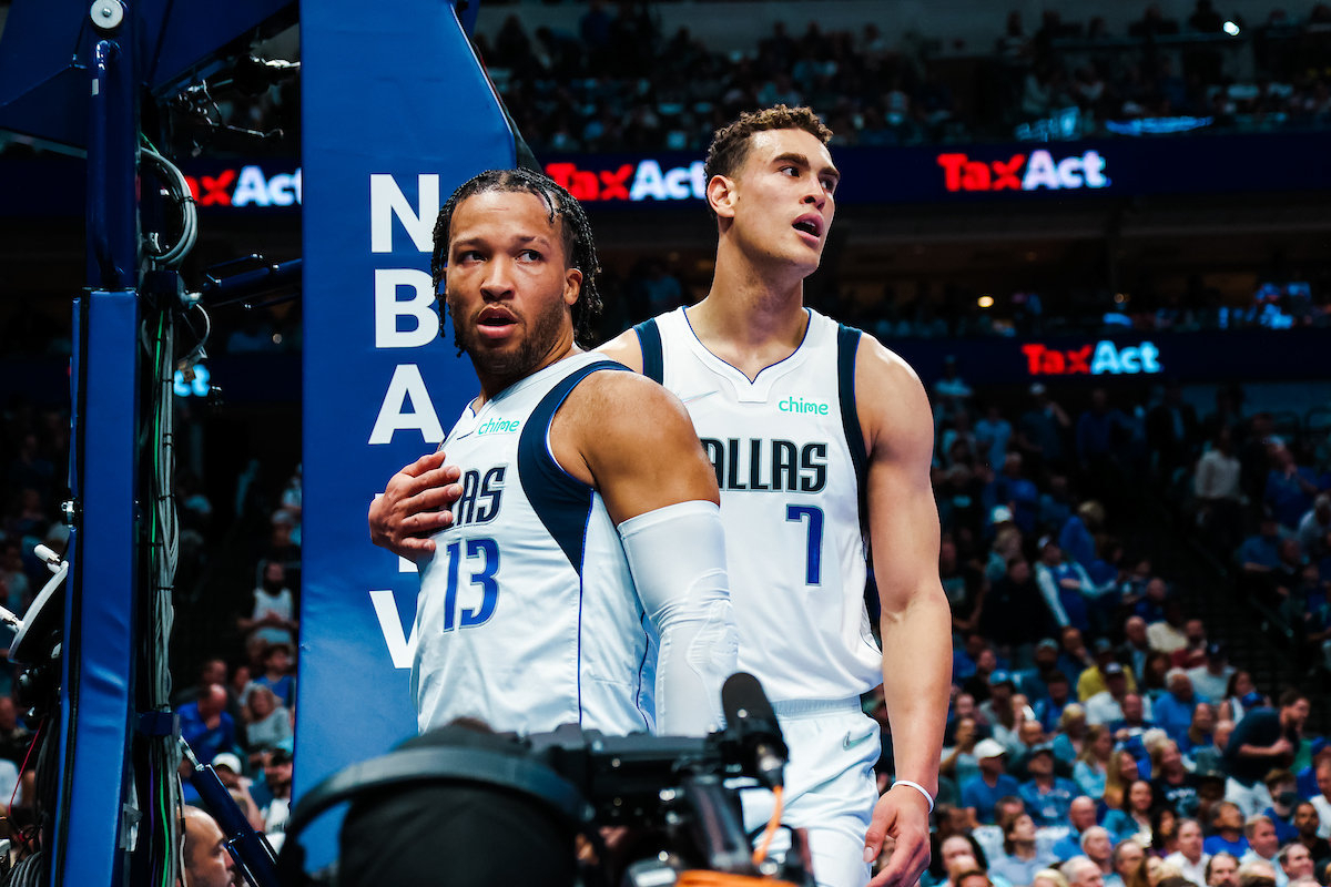 有人问他对 有人问他对