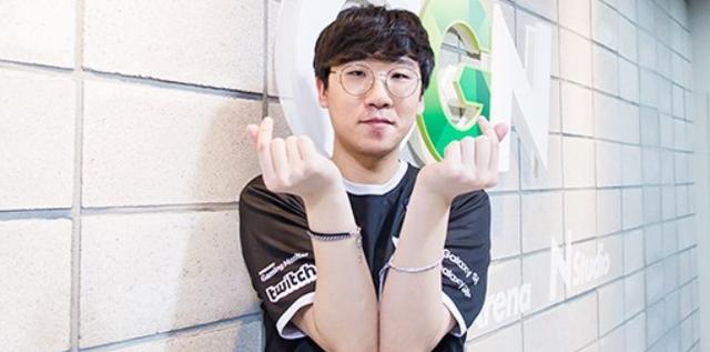 迅速成为联 迅速成为联